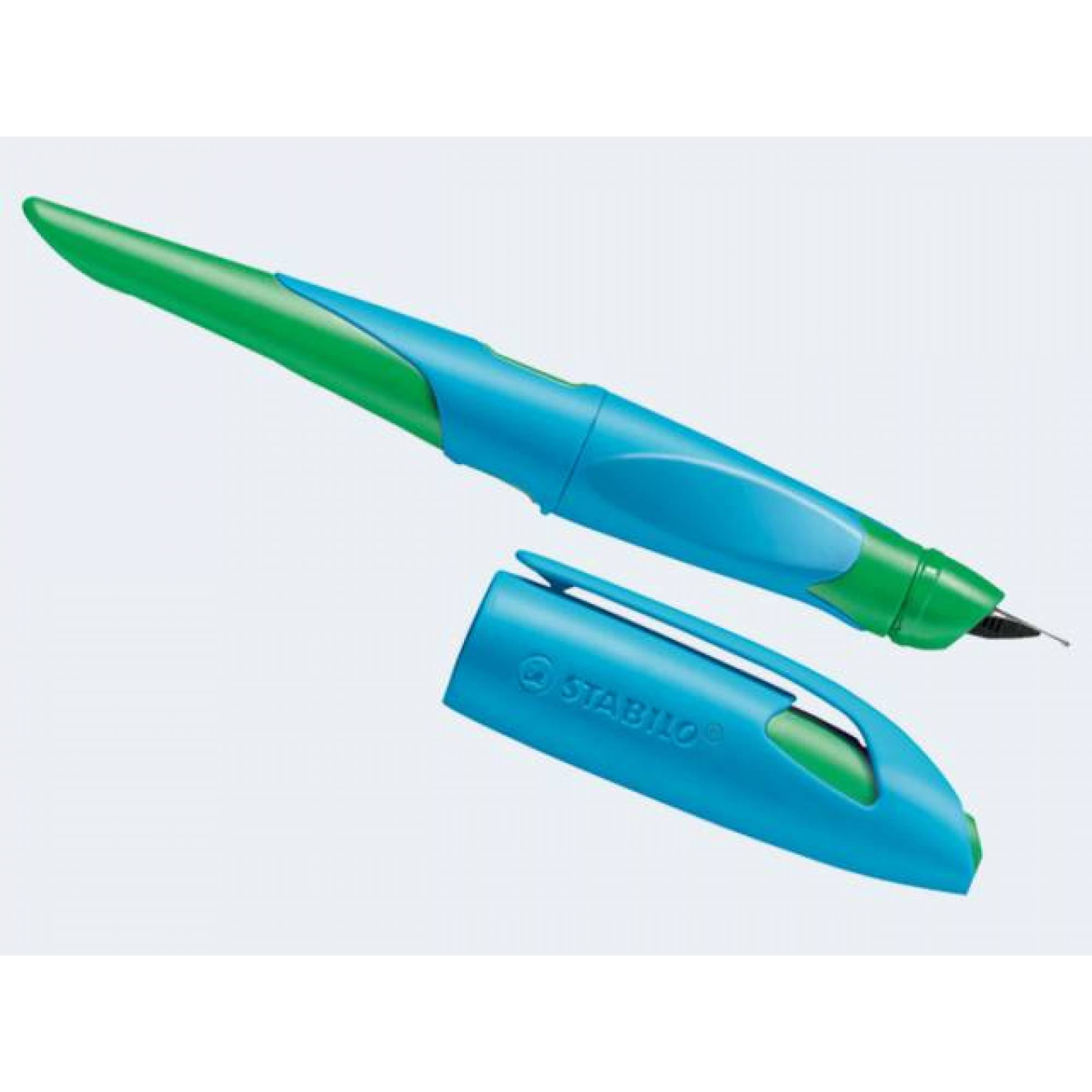 Stabilo Ergonomischer Schulfüller für Linkshänder mit Standard-Feder M - EASYbirdy in himmelblau/grasgrün - Einzelstift - inklusive Patrone - Schreibfarbe blau (löschbar)